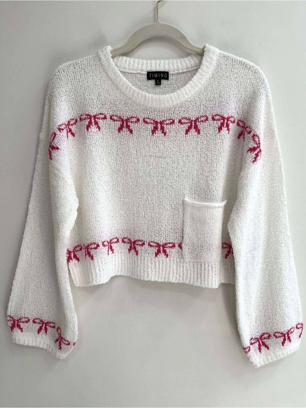 Timing brand white knit crop sweater festive pink bow pattern front pocket LG